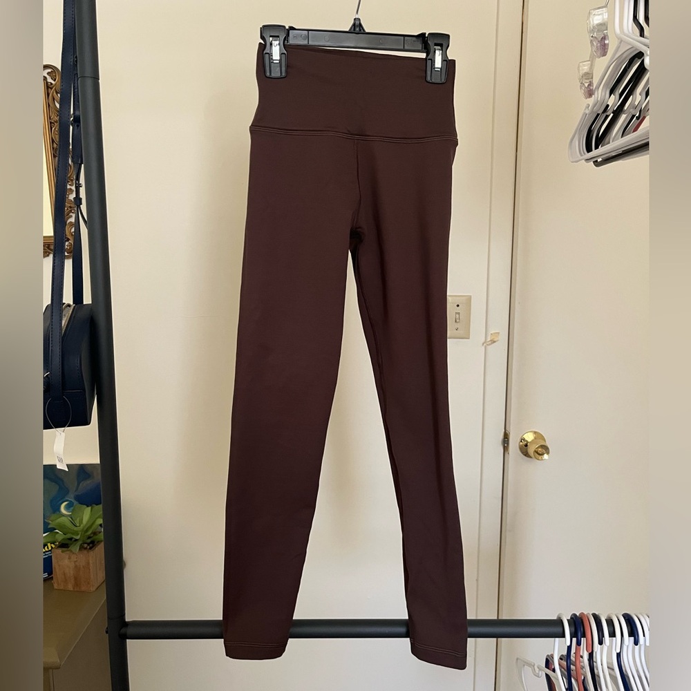 TNA High-Waist Leggings in Deep Brown
